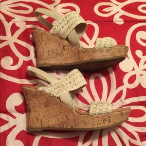 American eagle heels