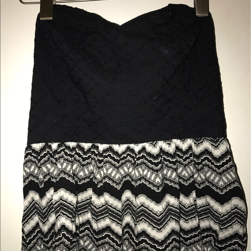 Pacsun strapless black & white top