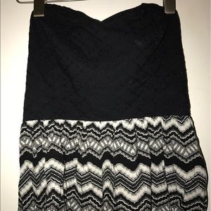 Pacsun strapless black & white top