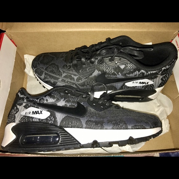 Women's Nike Air Max 90 JCRD - Picture 1 of 1