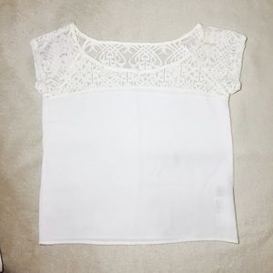 White Lace Scoop Neck Sleeveless Shirt