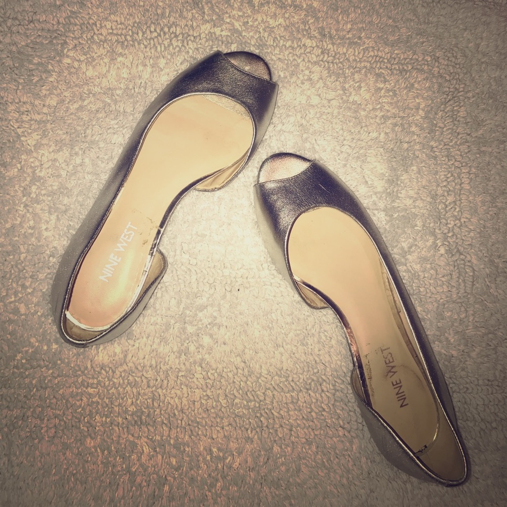 Silver Nine West flats