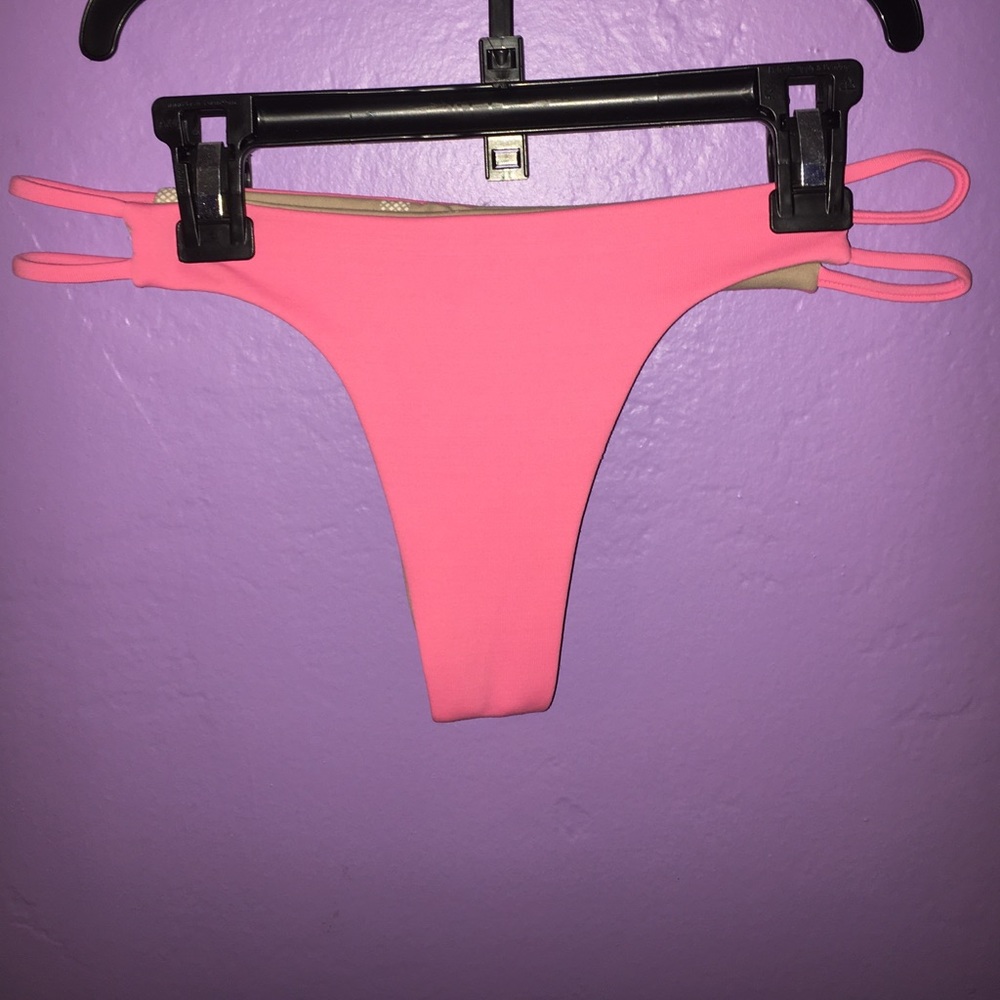 Midori bikini: pink lily bottoms (no flaws)