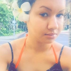 Meet your Posher, Casey