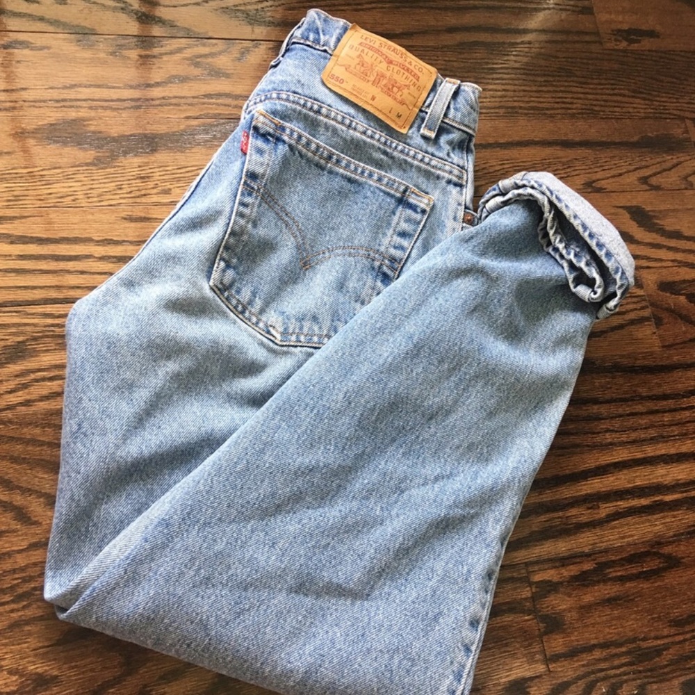 Levi's high waisted vintage jeans