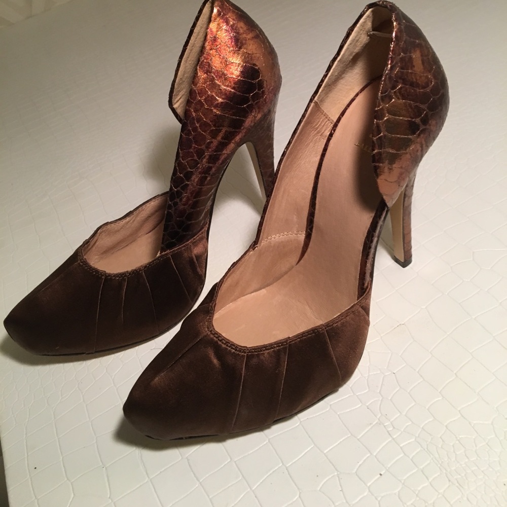 Heels 👠 - Picture 4 of 5