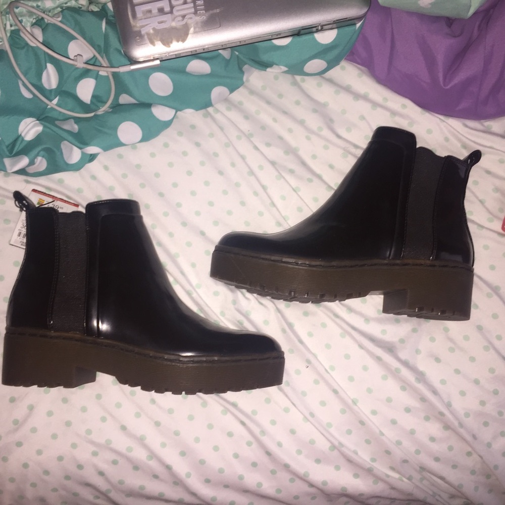 Zara black chunky heeled ankle boots