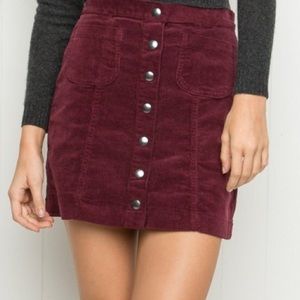 Maroon Brandy Melville skirt!