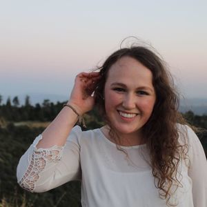 Meet your Posher, Hayley