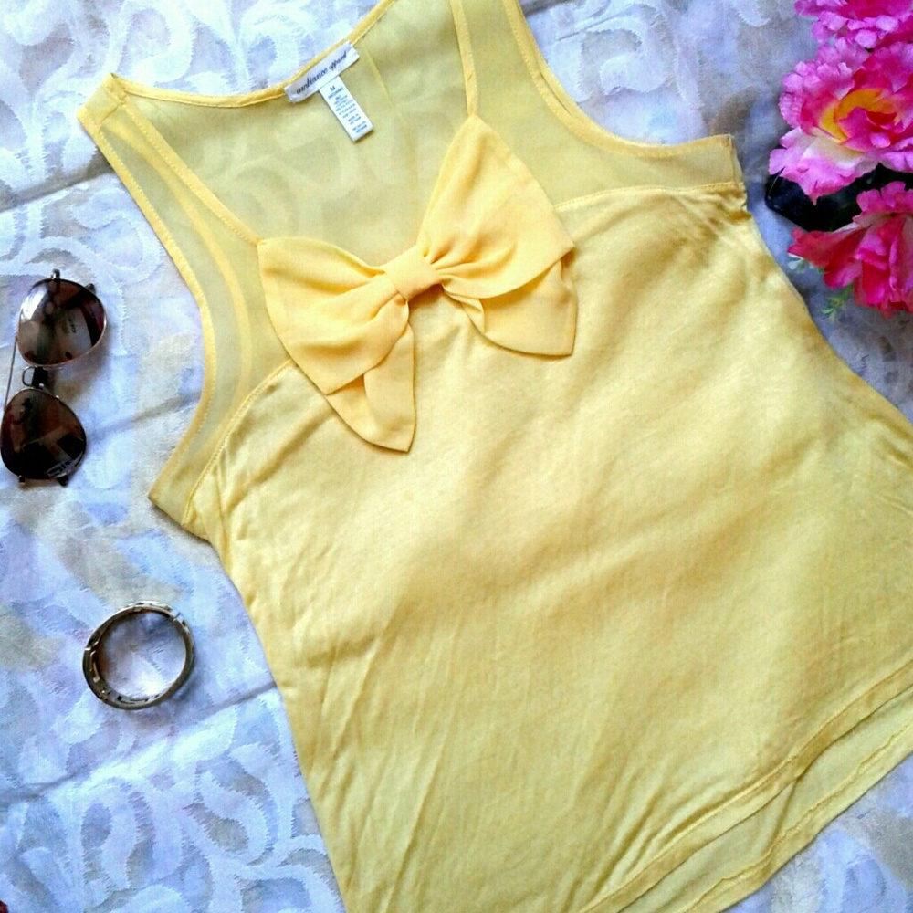 🎀  Big Bow Top