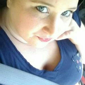 Meet your Posher, Tabitha