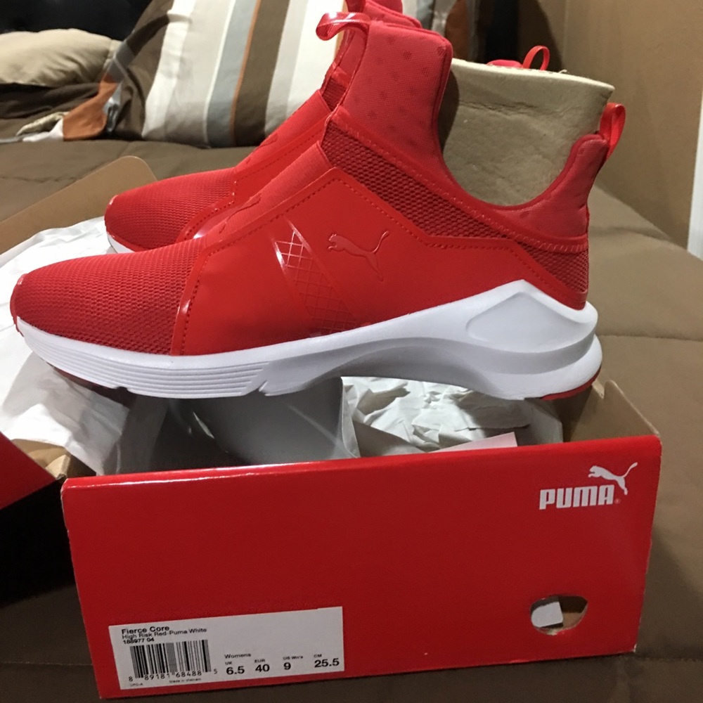 Puma Fierce Core High Risk Red Kylie Jenner