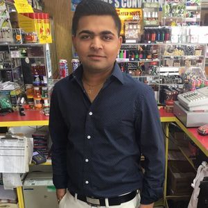 Meet your Posher, Harshil