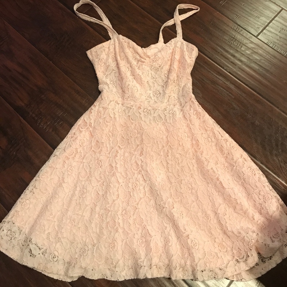 Gorgeous open back lace dress