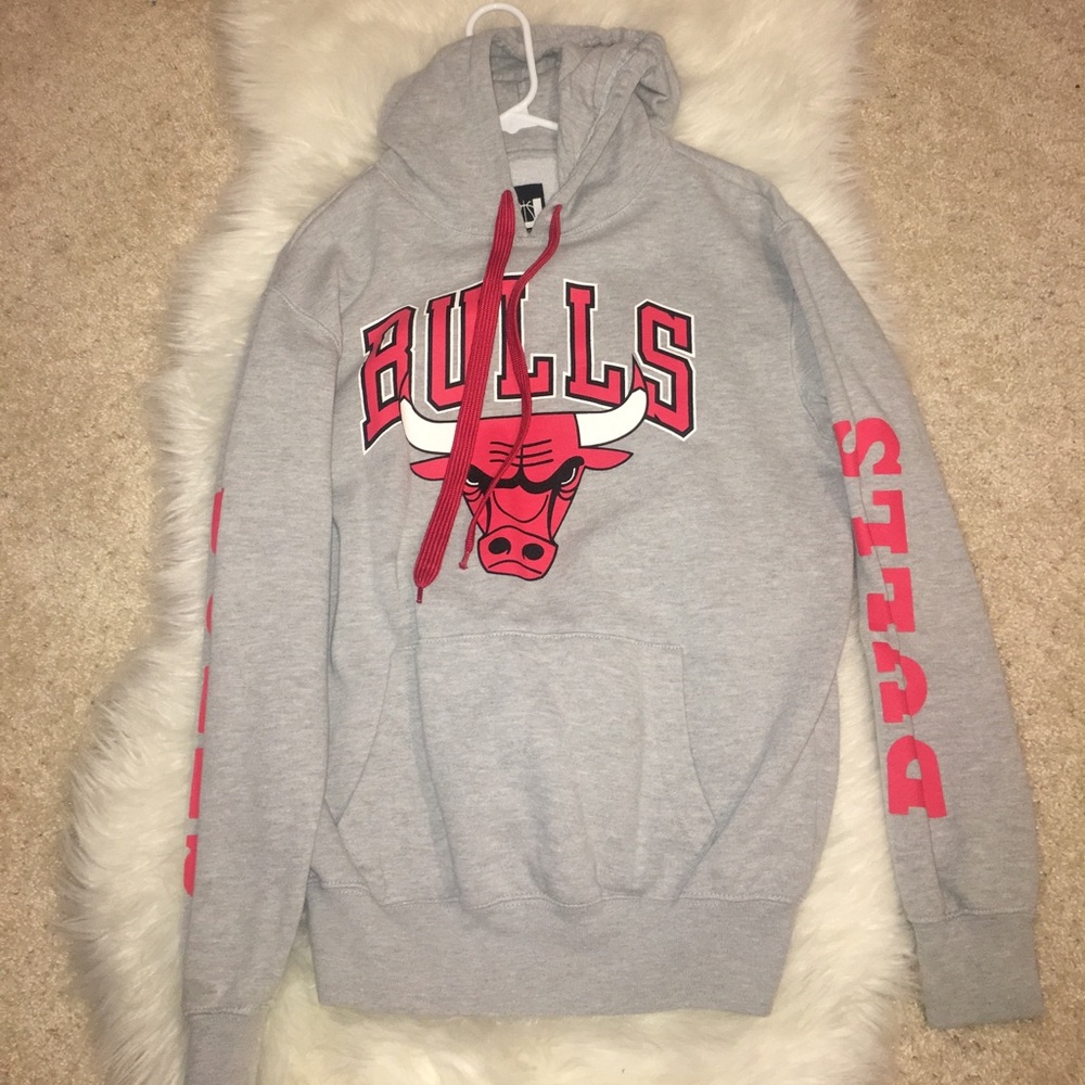 Bulls sweatshirt