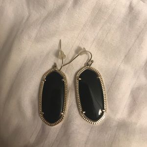 Kendra Scott Earrings!