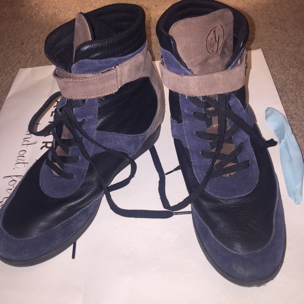 armani boots hidden heel inside