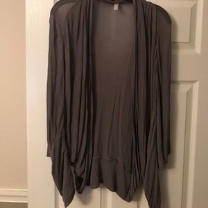 Long sleeve raglan shrug