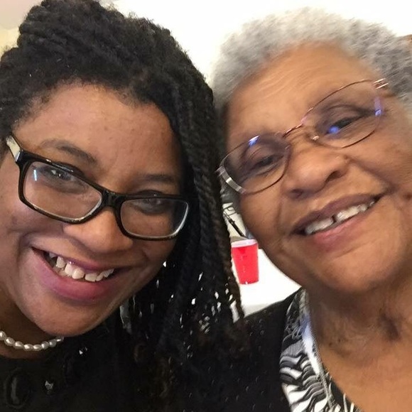 Meet your Posher, Nne nne - Picture 4 of 6