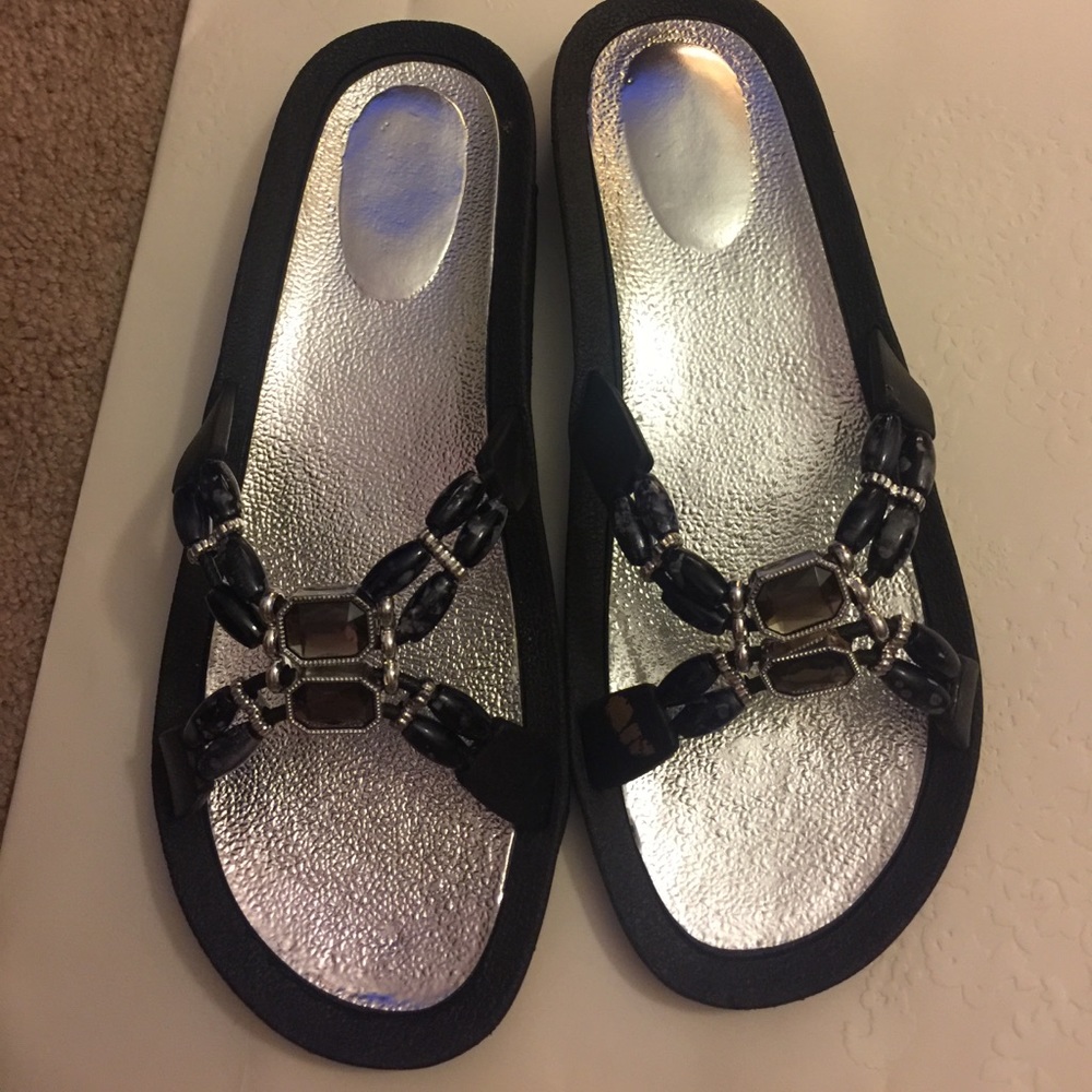 slippers with stones