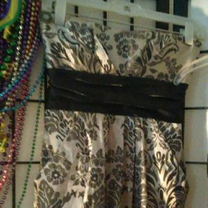 EUC Speechless Silver & Black Floral Print Dress size 6