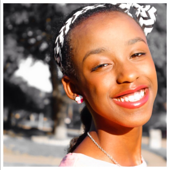 Cupcake Earrings Kawaii Surgical Steel Pink - Picture 2 of 3