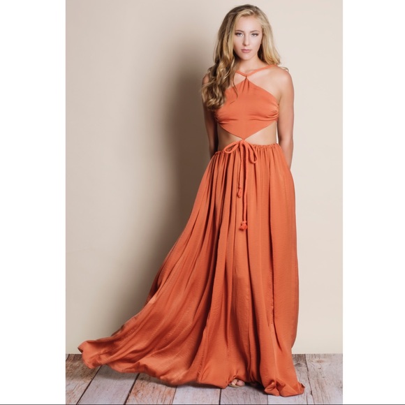 Cut Out Maxi Dress - SAGE - Picture 3 of 4