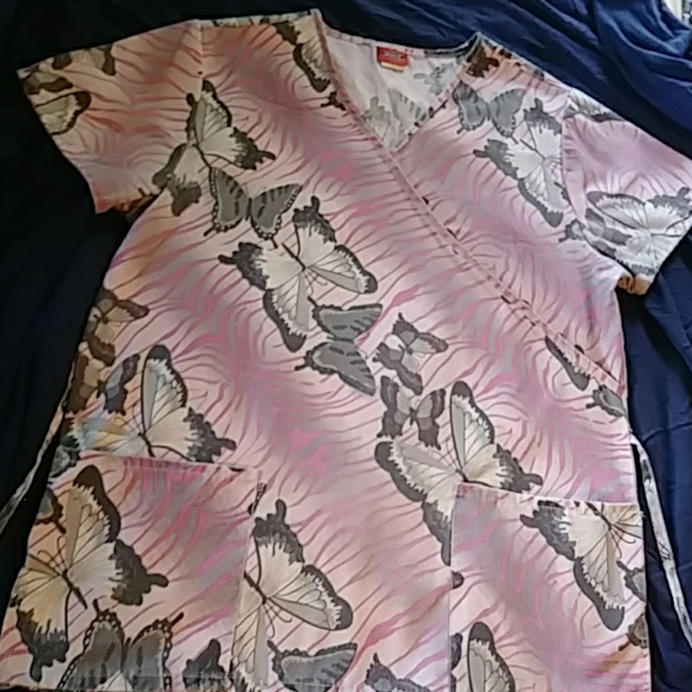 Butterfly scrub top