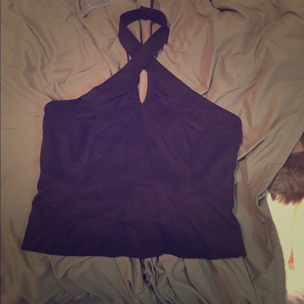 Crop belly shirt