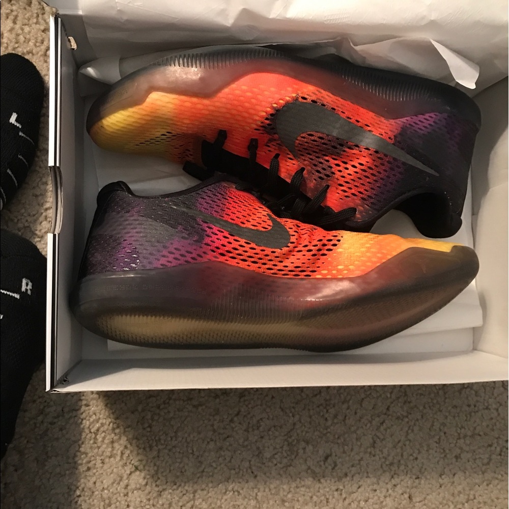 Kobe 11 size 11