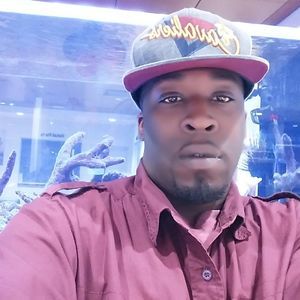 Meet your Posher, Rogeric