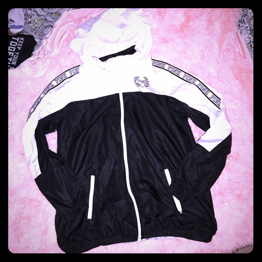Vs PINK limited edition ANORAK--