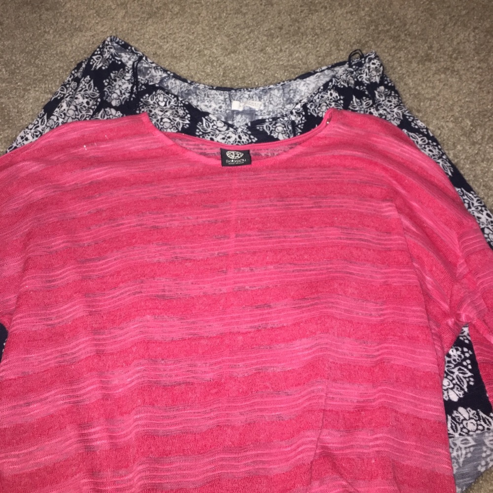 Woman's bundle of long sleeve tshirts