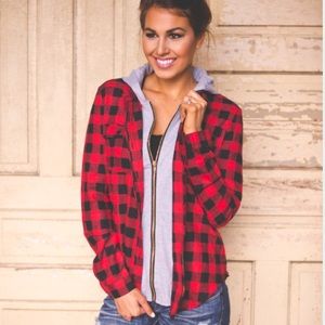 I have this in the black color.