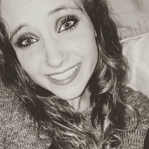 Meet your Posher, Katelyn