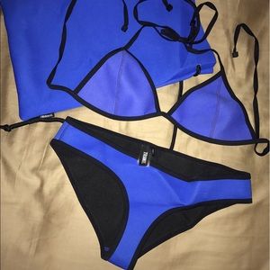 Triangl neoprene swimsuit set with matching bag!