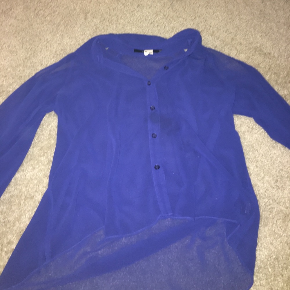 Woman's button up shirt