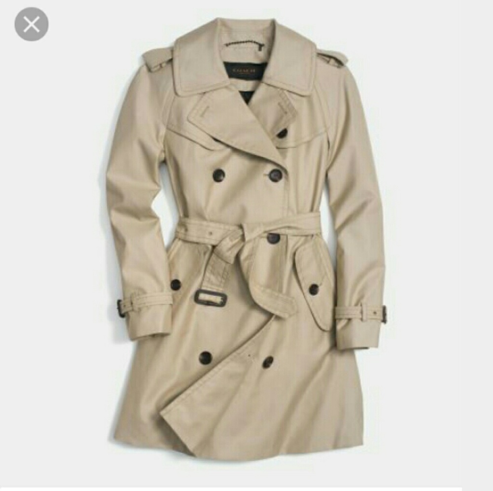 Iso: ten trench coat exactly like this one