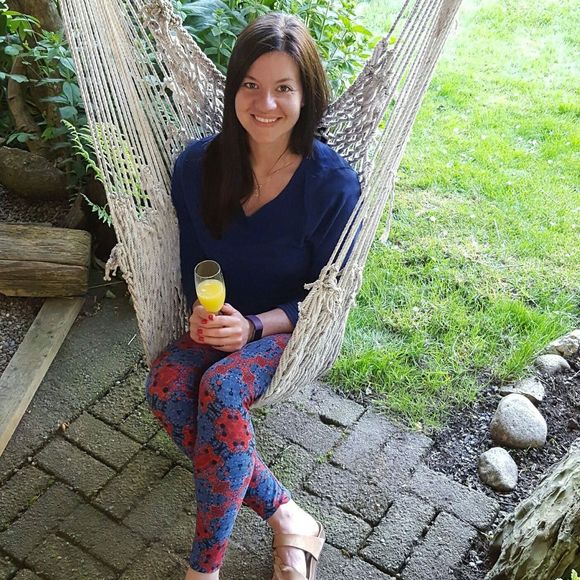 Meet your Posher, Colleen - Picture 1 of 1
