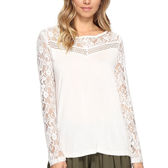 Jack By BB Dakota Lace Top 💕HOST PICK💕 - Picture 2 of 4