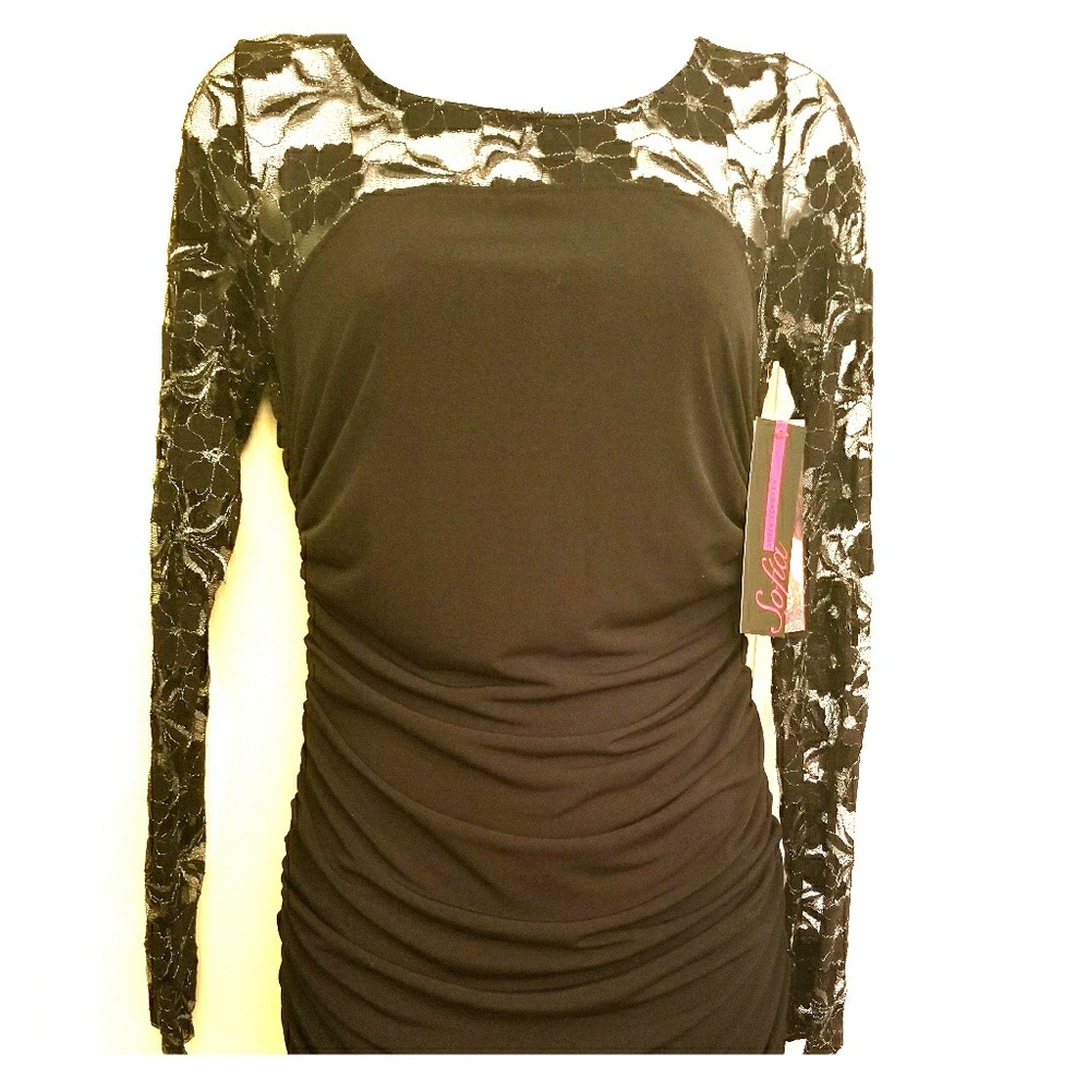 Cocktail dress with lace scrunched sides