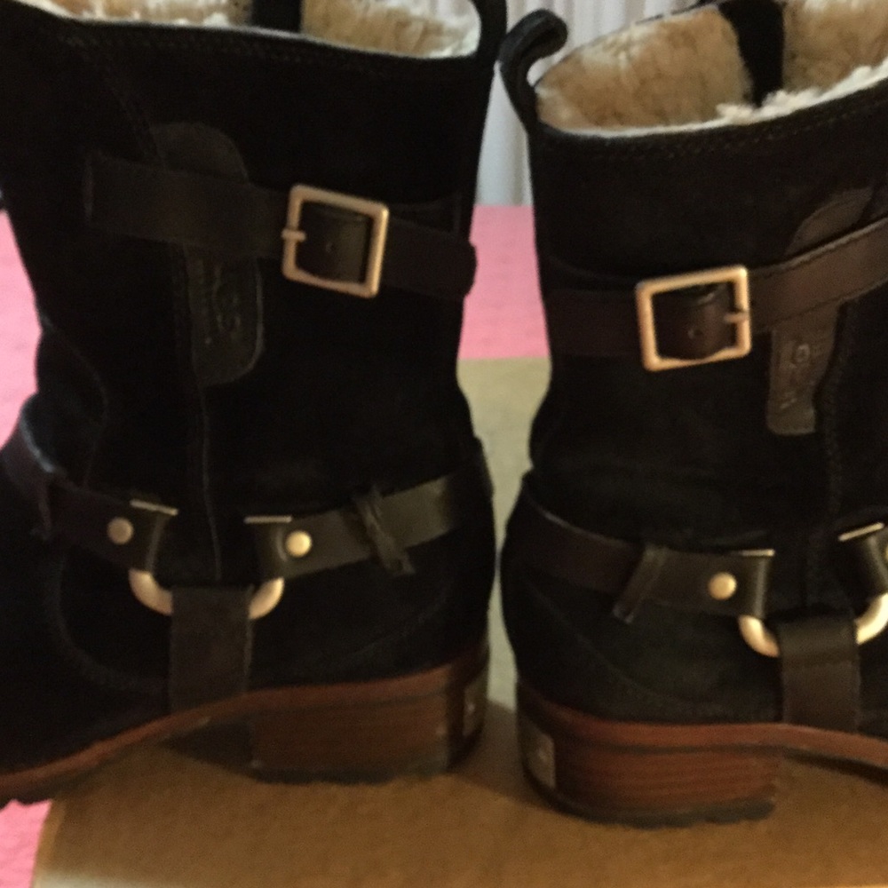 UGG boots - Picture 3 of 4