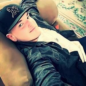 Meet your Posher, Tyler