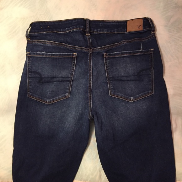 American Eagle Dark Wash High Waisted Jegging! - Picture 4 of 6