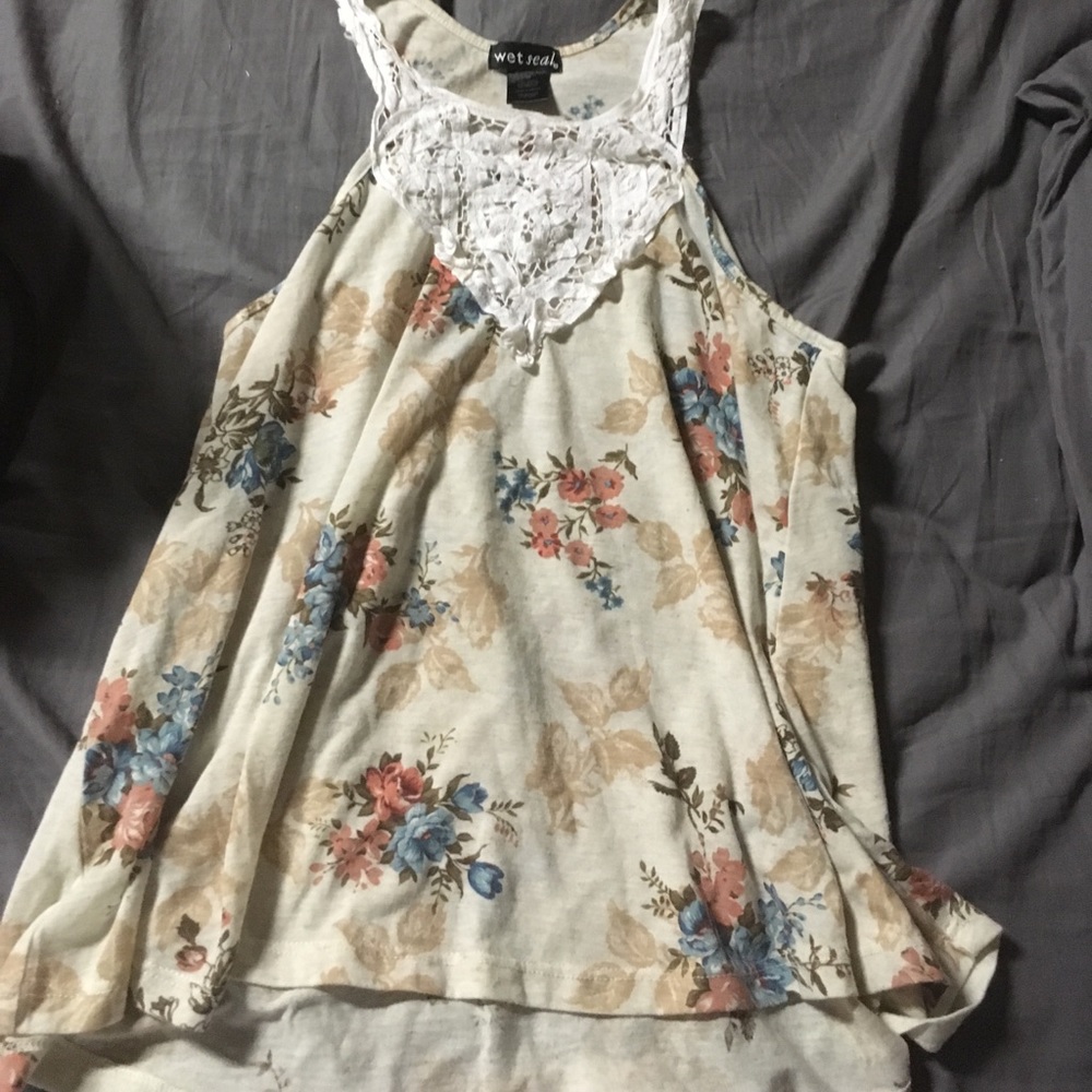 Floral top