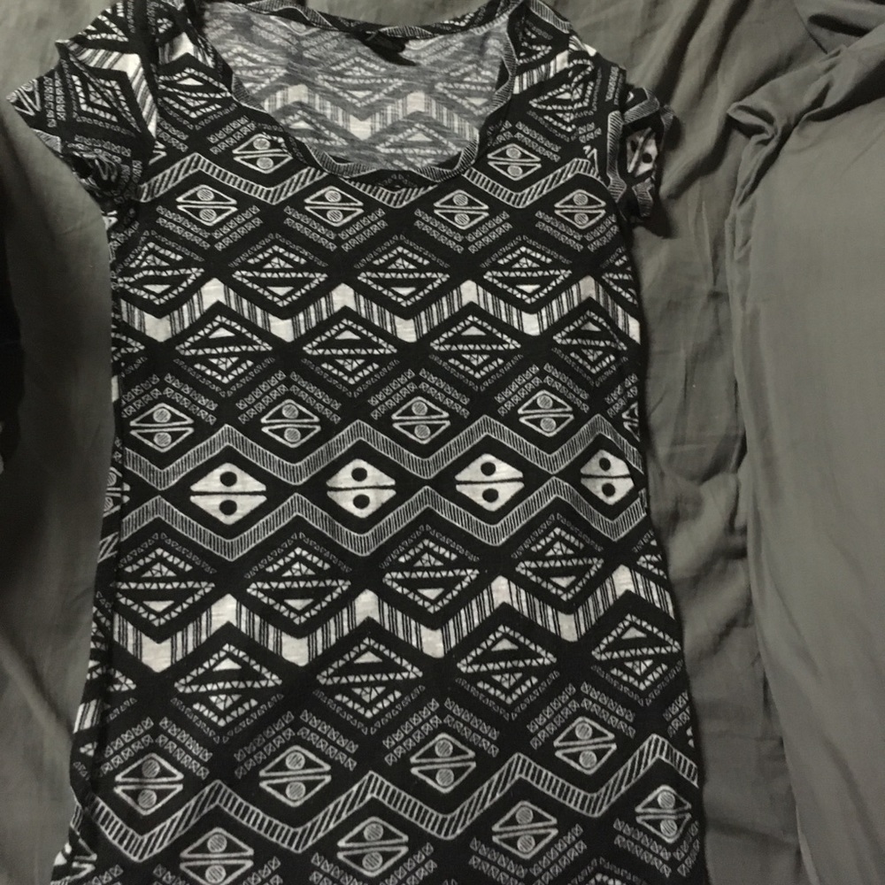 Triable print tee