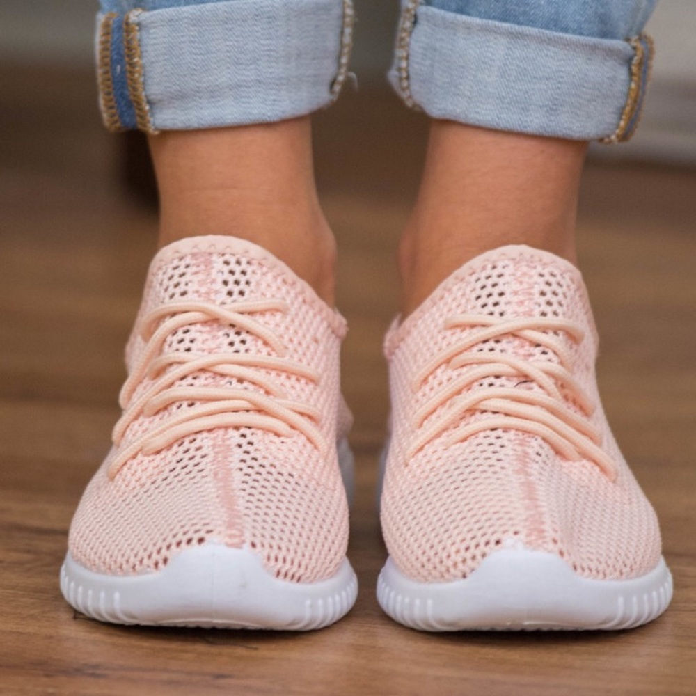 🆕Peach Mesh Sneakers - Picture 3 of 4