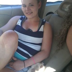 Meet your Posher, Sabrina