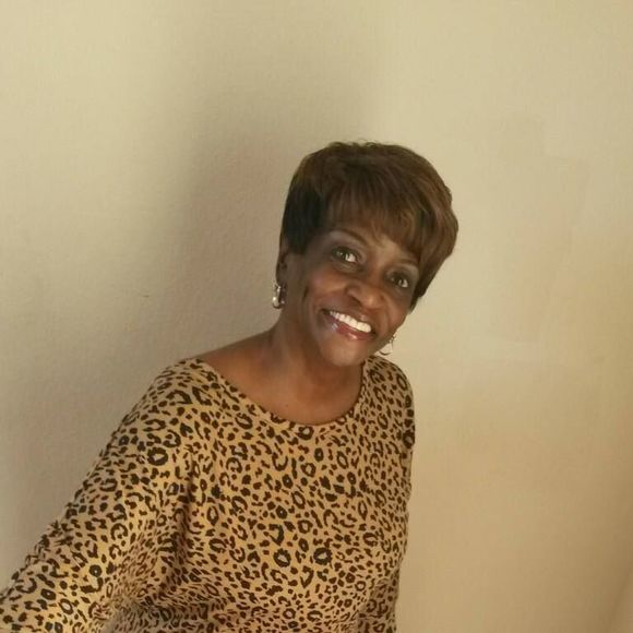 Meet your Posher, Darnella - Picture 1 of 1