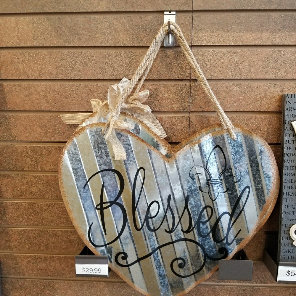 Meet your Posher, Happy